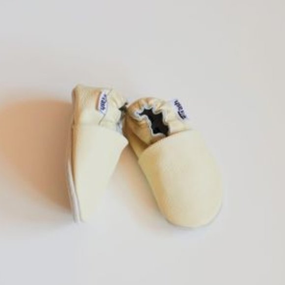 CANASH & CO.: CREAM BABY/TODDLER 100% GENUINE LEATHER SHOES - Picture 1 of 2